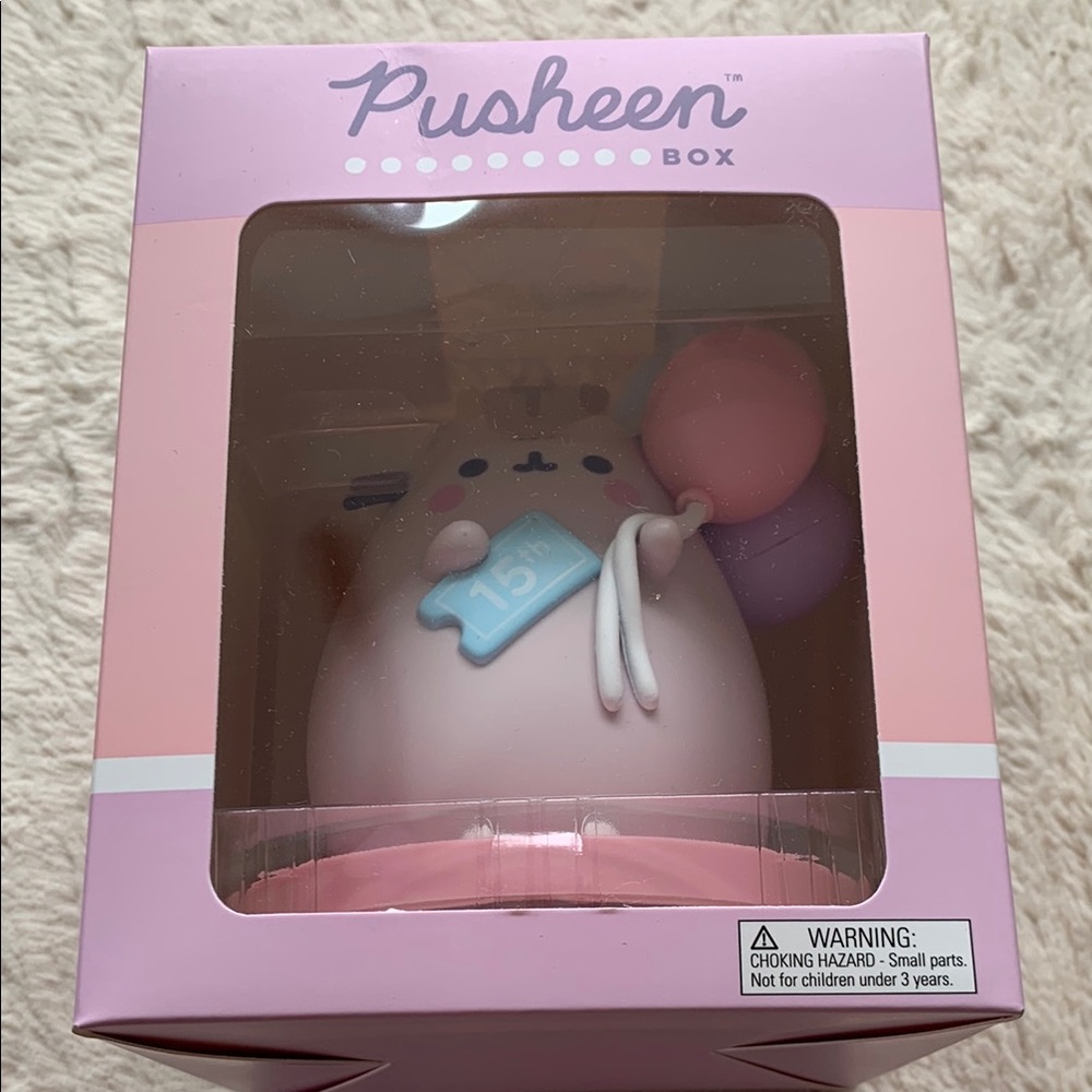 15th Anniversary Pusheen Vinyl Figure Pusheen Box Exclusive